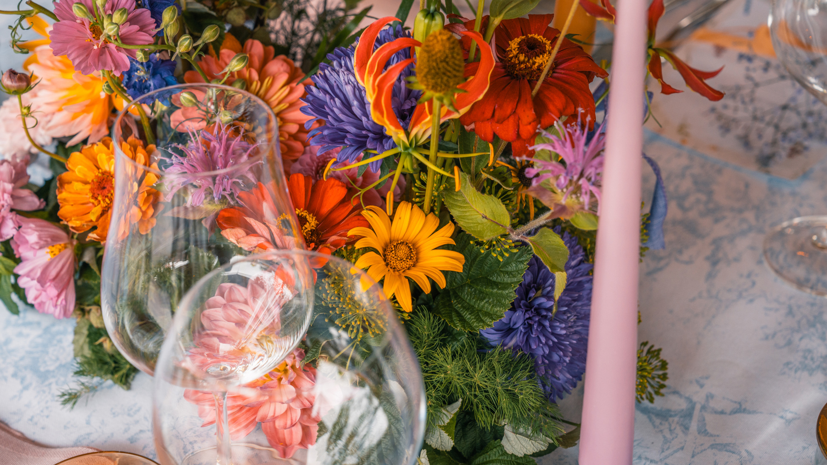 Verfijnd verrassingsfeest georganiseerd door eventplanner – een high end beleving met luxe details